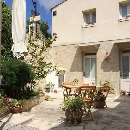 Chicchi Di Melograno Bed & Breakfast Modica